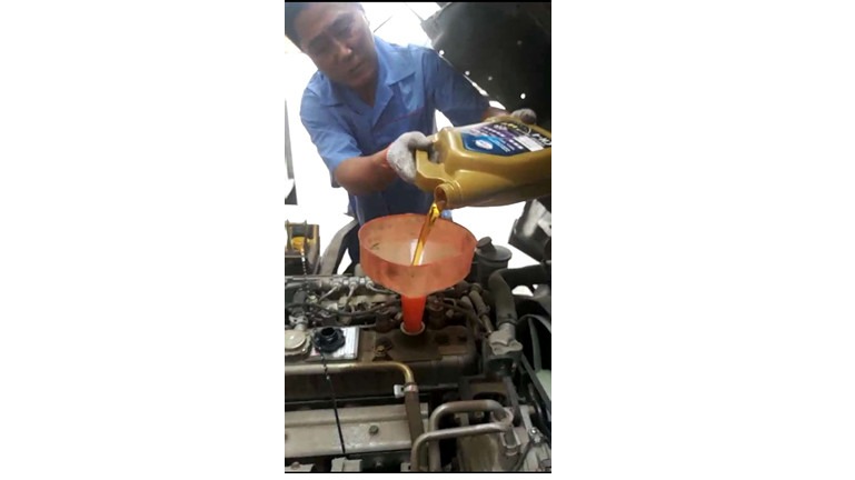 如何防止機(jī)油超耗